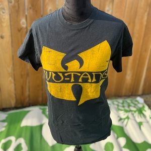 Vintage Wu-tang clan shirt yellow and black